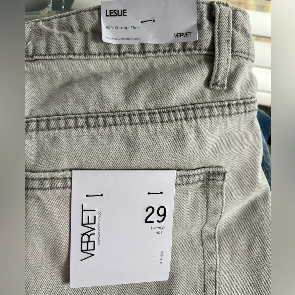 NWT Vervet 90s vintage flares. Size 29 - Picture 5 of 8